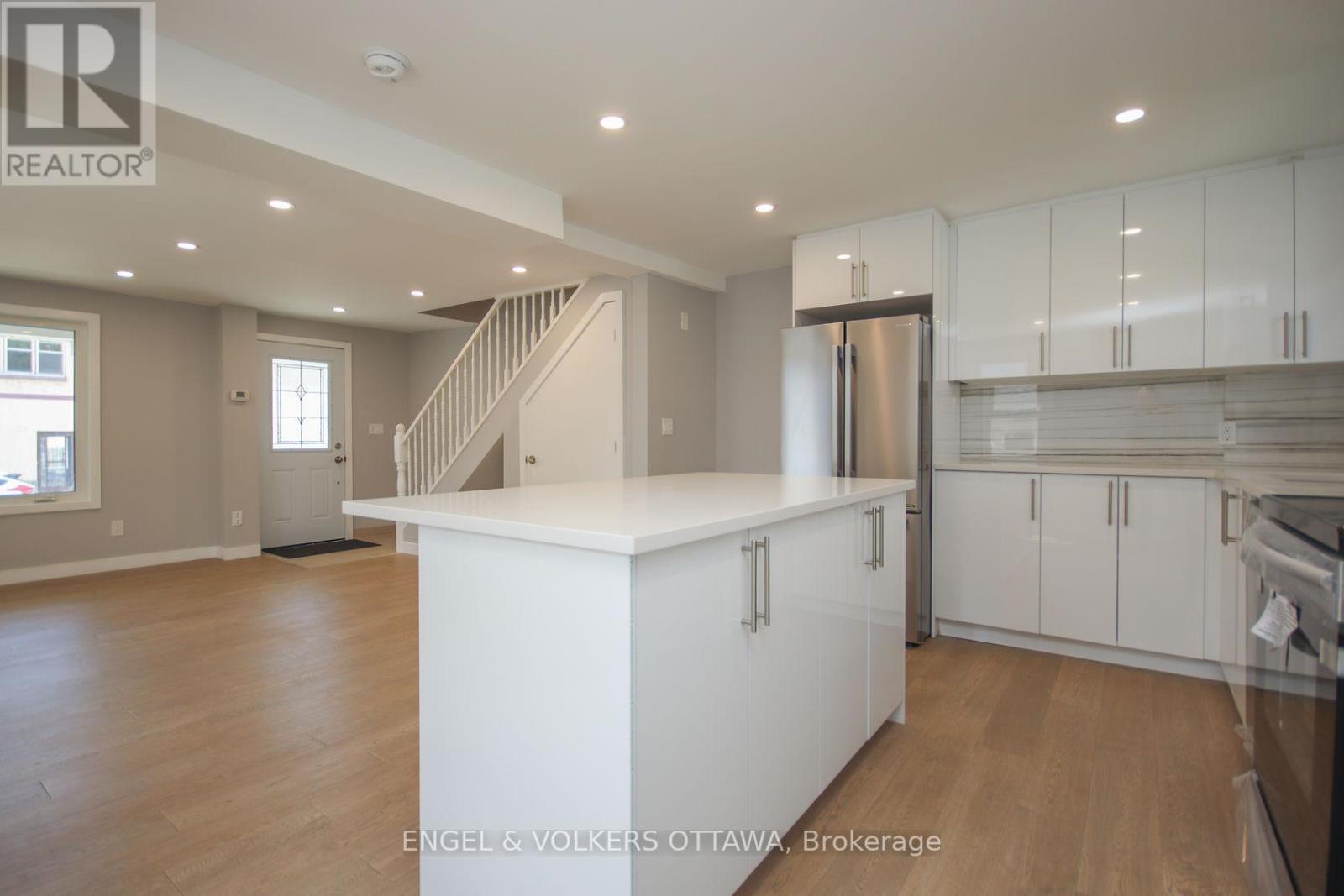 A - 43 St Charles Street, Ottawa, Ontario  K1L 5V3 - Photo 18 - X12979734