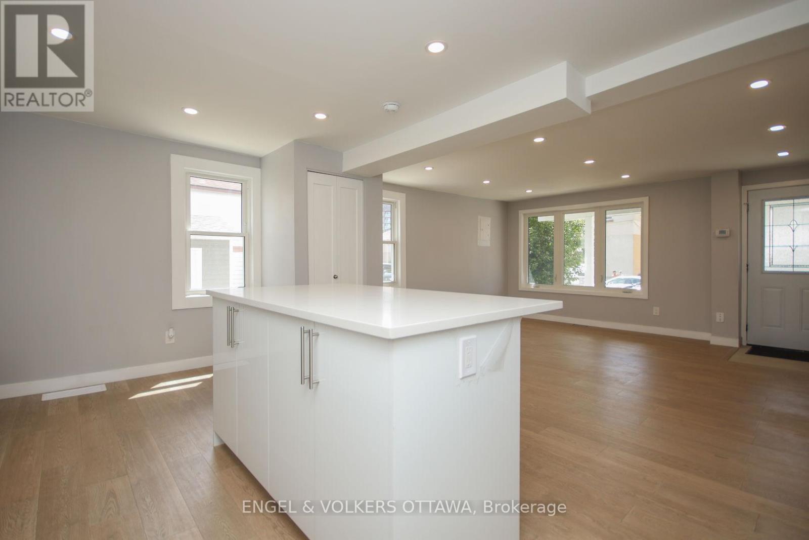 A - 43 St Charles Street, Ottawa, Ontario  K1L 5V3 - Photo 21 - X12979734