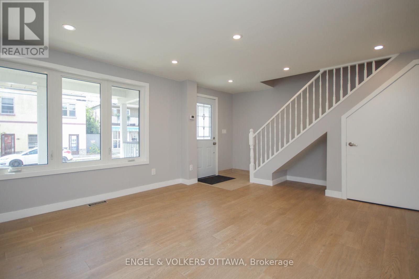 A - 43 St Charles Street, Ottawa, Ontario  K1L 5V3 - Photo 9 - X12979734