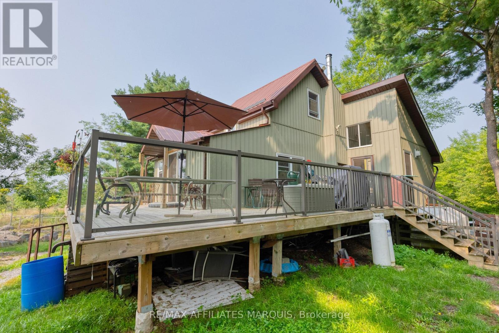 19 WEST DEVIL LAKE LANE, Frontenac, Ontario