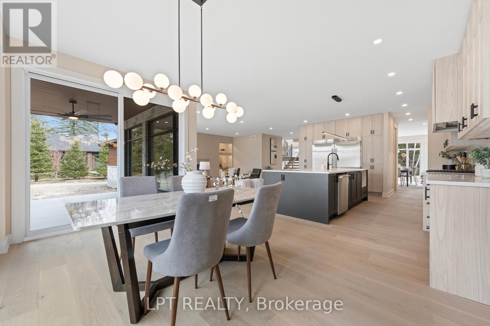 15 Briggs Avenue, Ottawa, Ontario K2E 6W5 - Photo 17 - X12979786