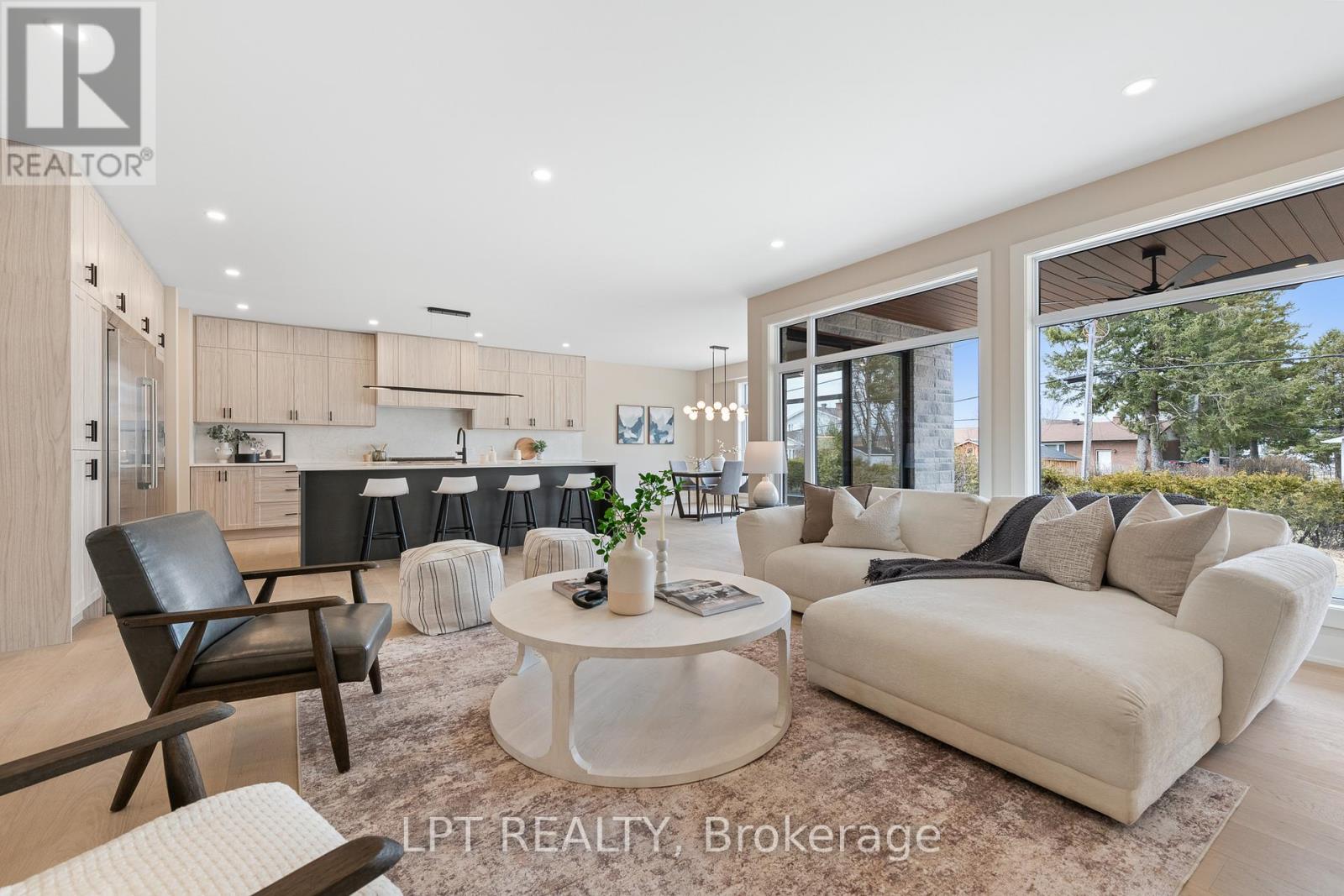 15 Briggs Avenue, Ottawa, Ontario K2E 6W5 - Photo 20 - X12979786