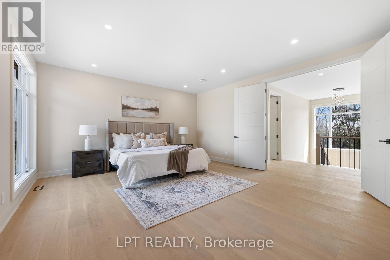 15 Briggs Avenue, Ottawa, Ontario K2E 6W5 - Photo 25 - X12979786