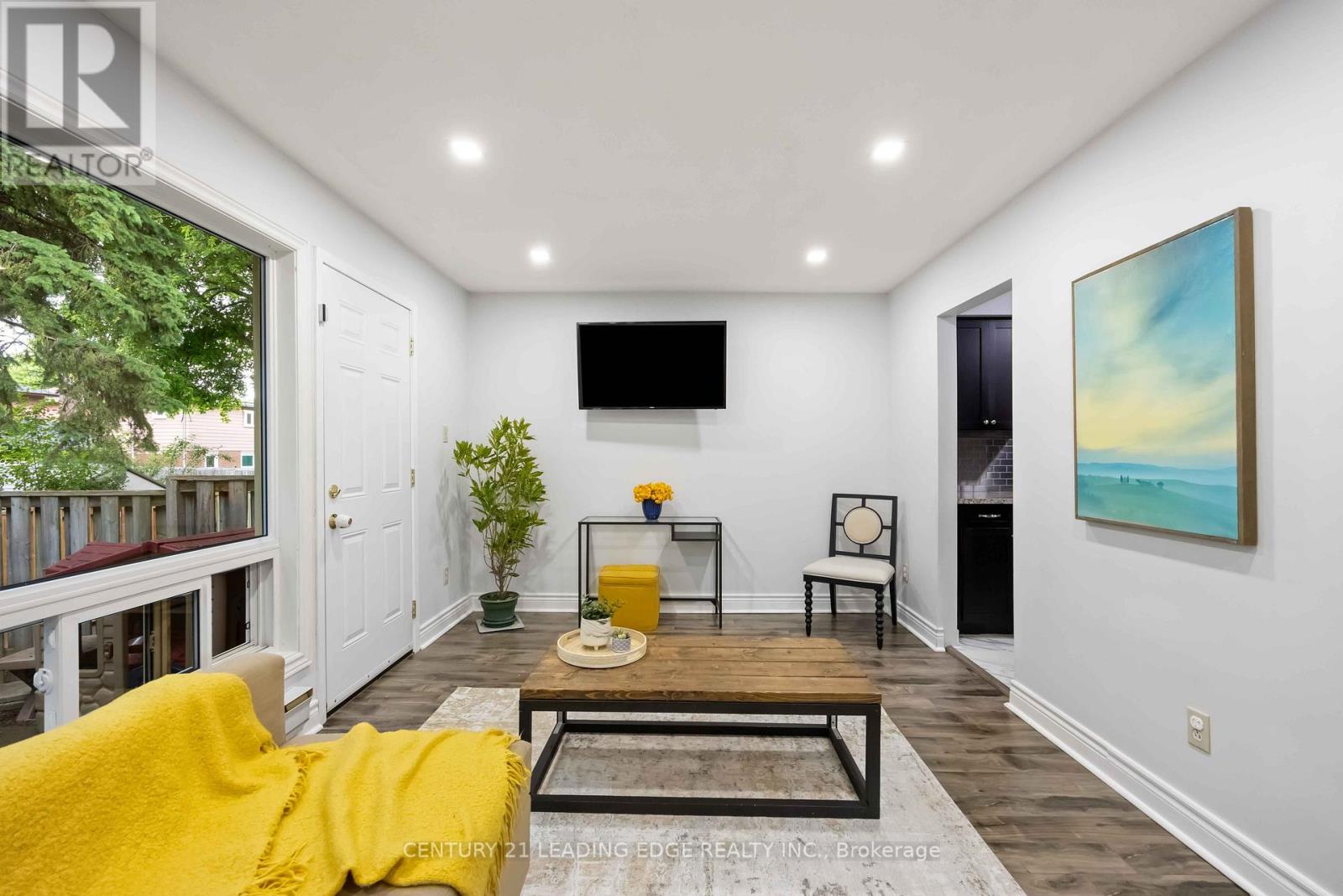 18 Rock Fern Way, Toronto, Ontario M2J 4N2 - Photo 10 - C12979680