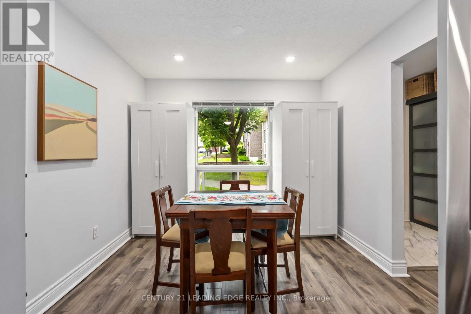 18 Rock Fern Way, Toronto, Ontario M2J 4N2 - Photo 4 - C12979680