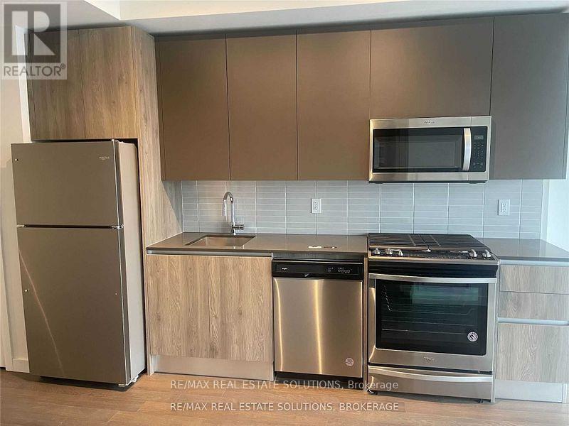 1709 - 2a Church Street, Toronto, Ontario  M5E 0E1 - Photo 2 - C12979712