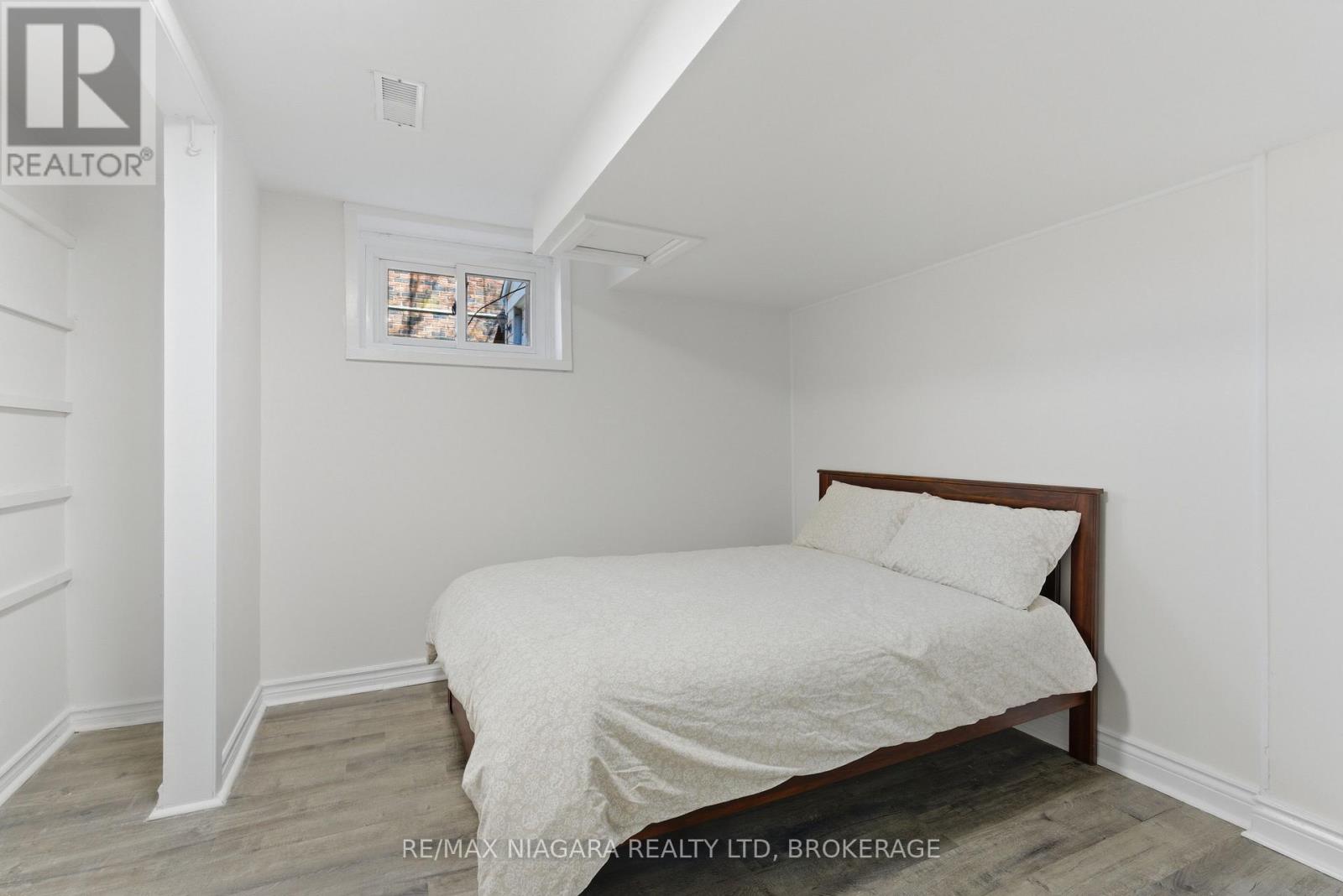 5654 Drummond Road, Niagara Falls, Ontario  L2G 4L4 - Photo 21 - X12979692