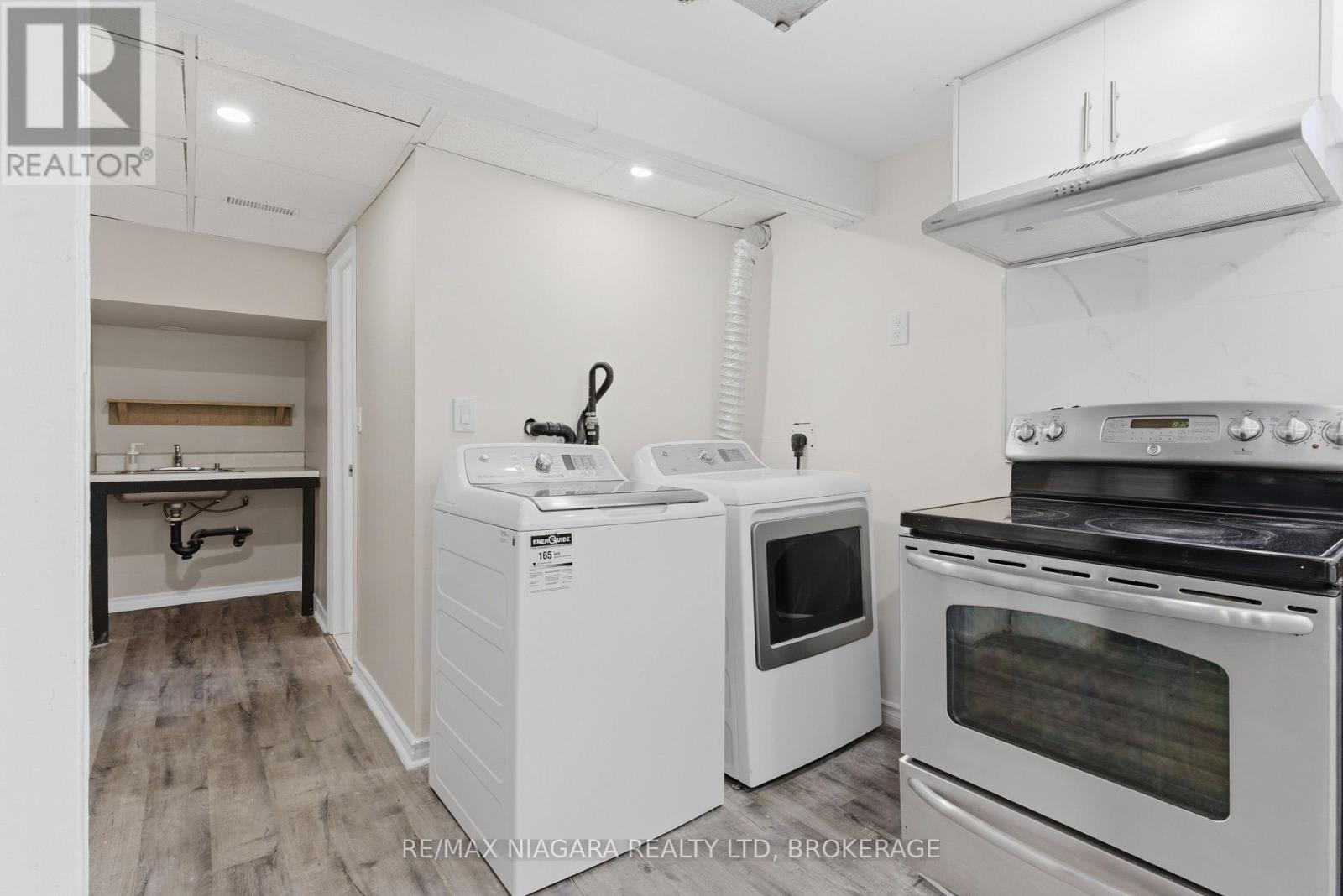 5654 Drummond Road, Niagara Falls, Ontario  L2G 4L4 - Photo 23 - X12979692