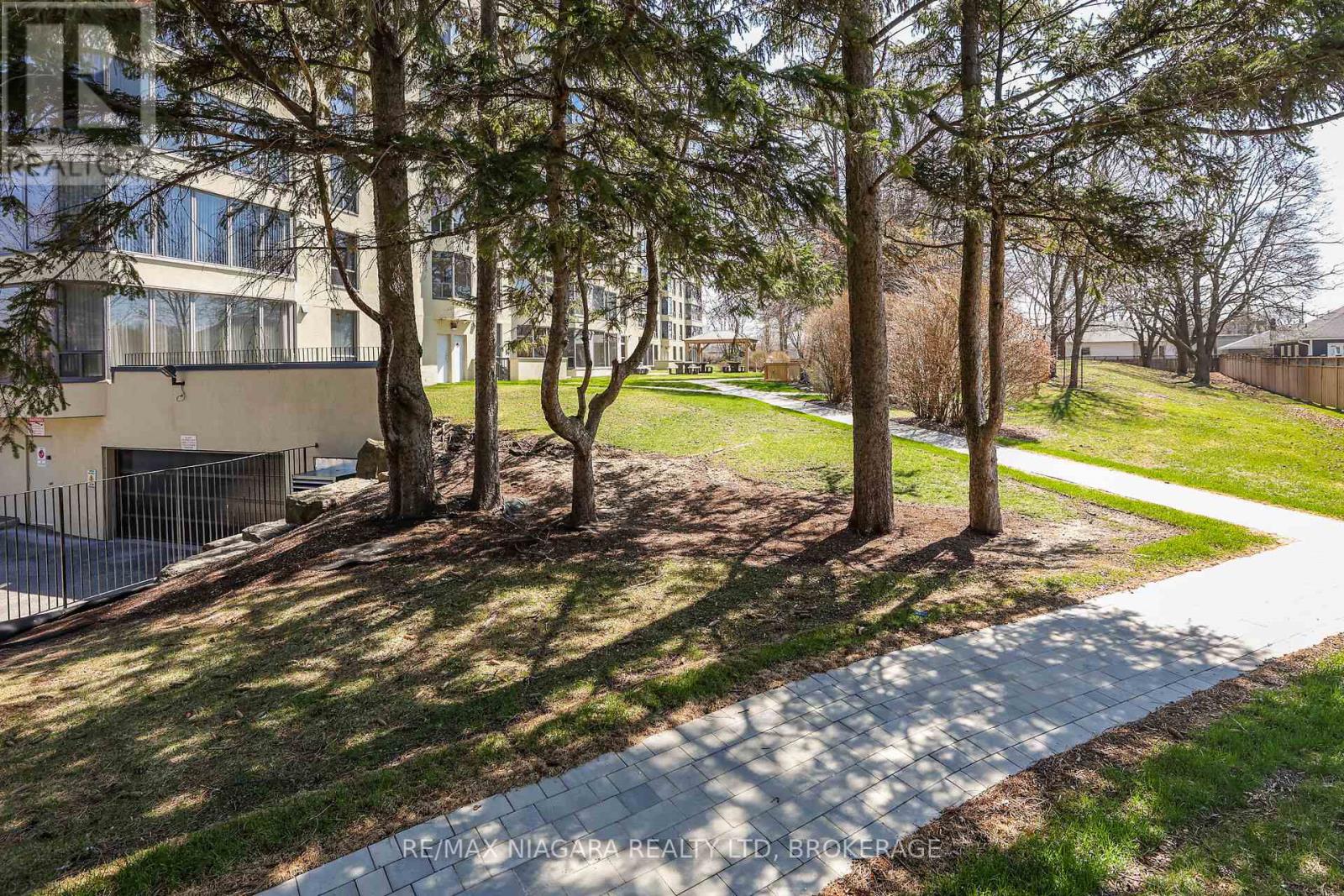 501 - 81 Scott Street, St. Catharines, Ontario  L2N 7L5 - Photo 32 - X12979702