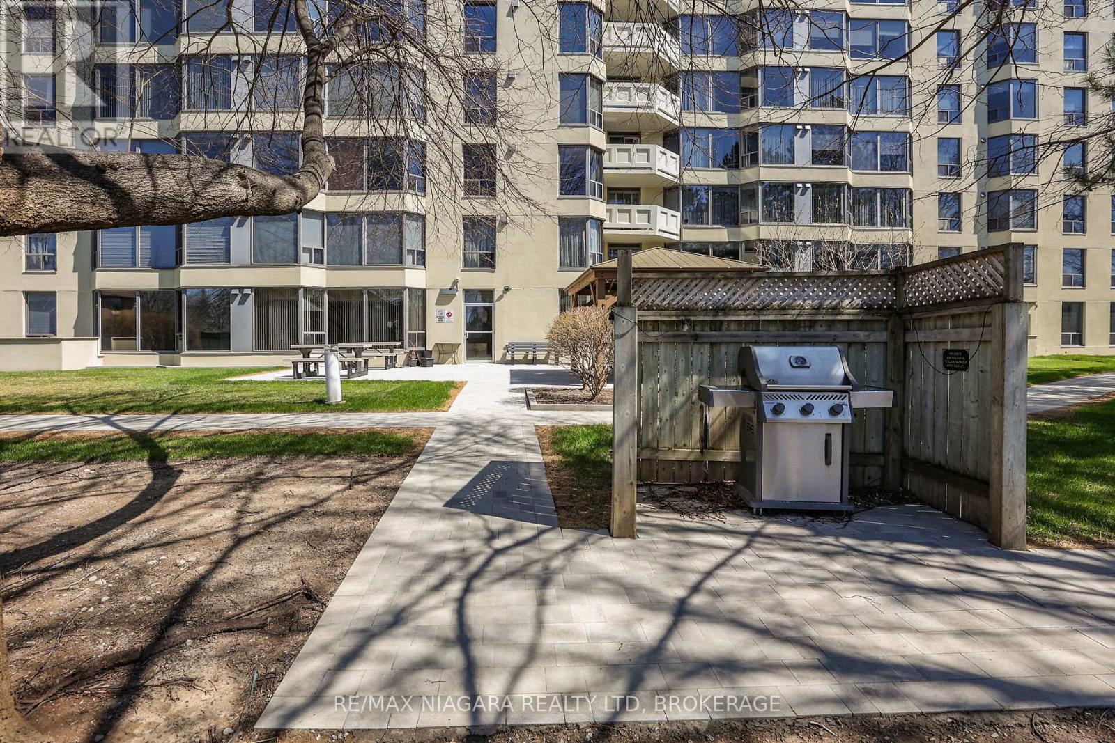 501 - 81 Scott Street, St. Catharines, Ontario  L2N 7L5 - Photo 35 - X12979702