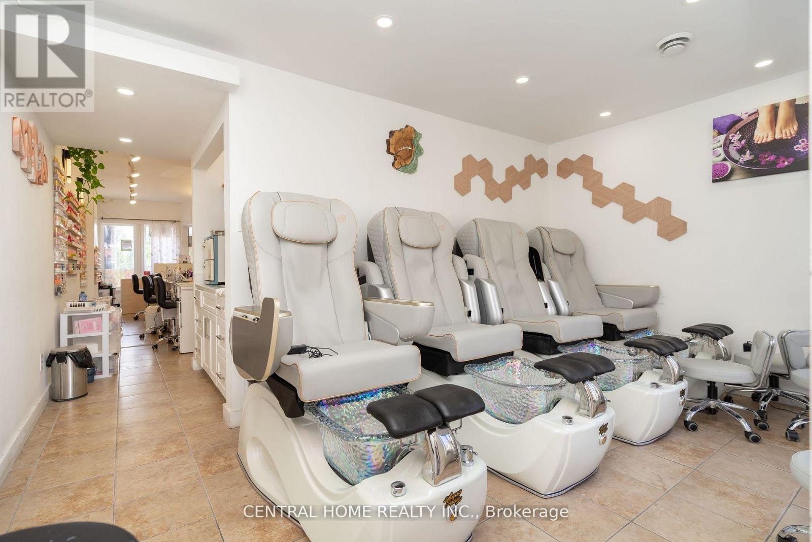 109 Old Kingston Road, Ajax, Ontario  L1T 3A6 - Photo 6 - E12979700