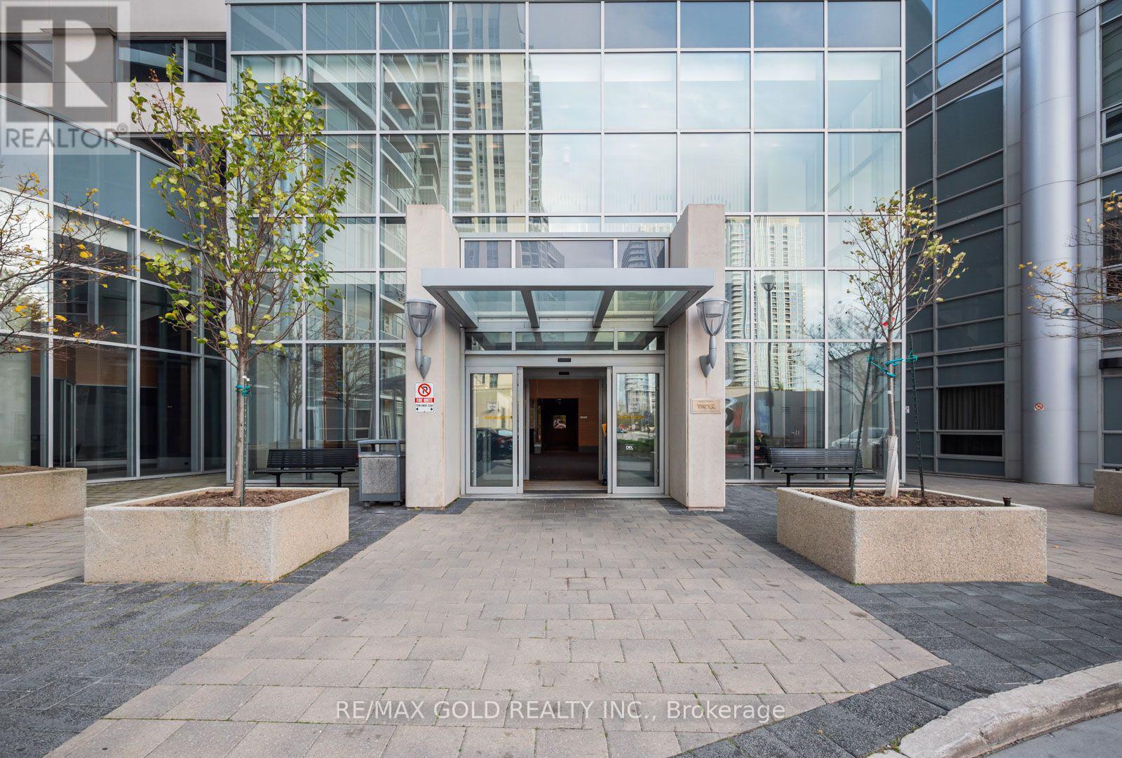 135 Village Green Square, Toronto, Ontario  M1S 0G3 - Photo 4 - E12979750