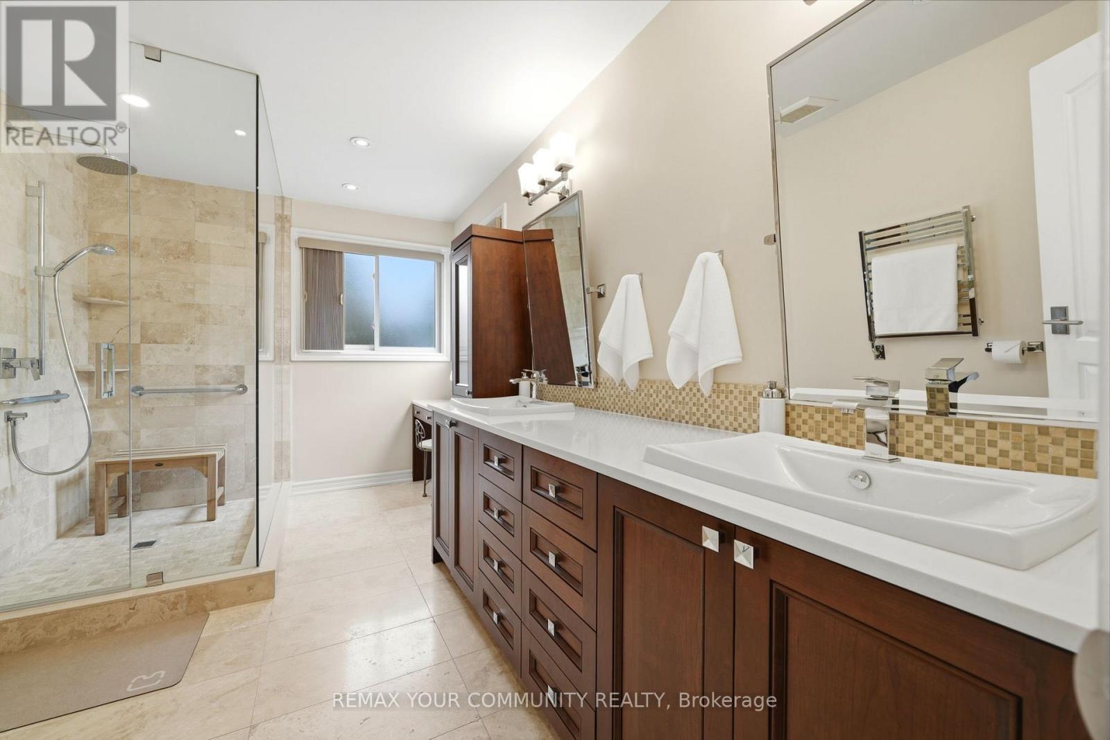 29 Mcgee Crescent, Aurora, Ontario  L4G 6L8 - Photo 25 - N12979684