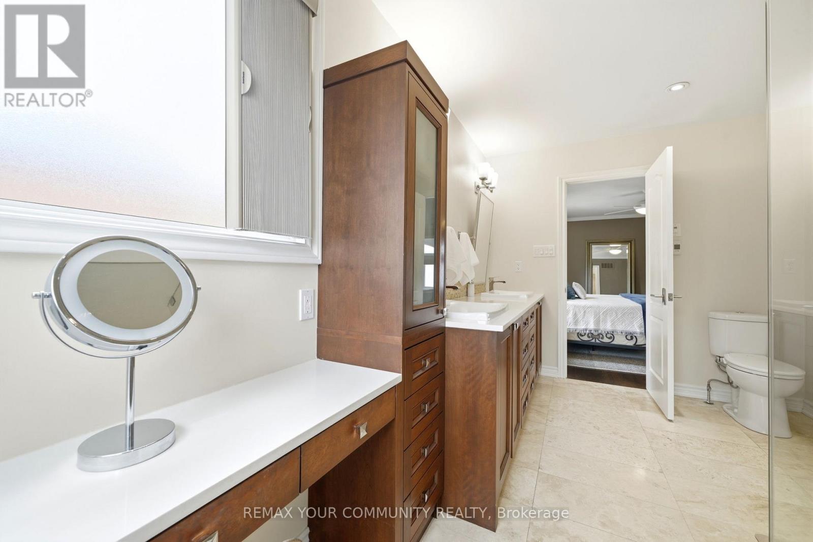 29 Mcgee Crescent, Aurora, Ontario  L4G 6L8 - Photo 26 - N12979684