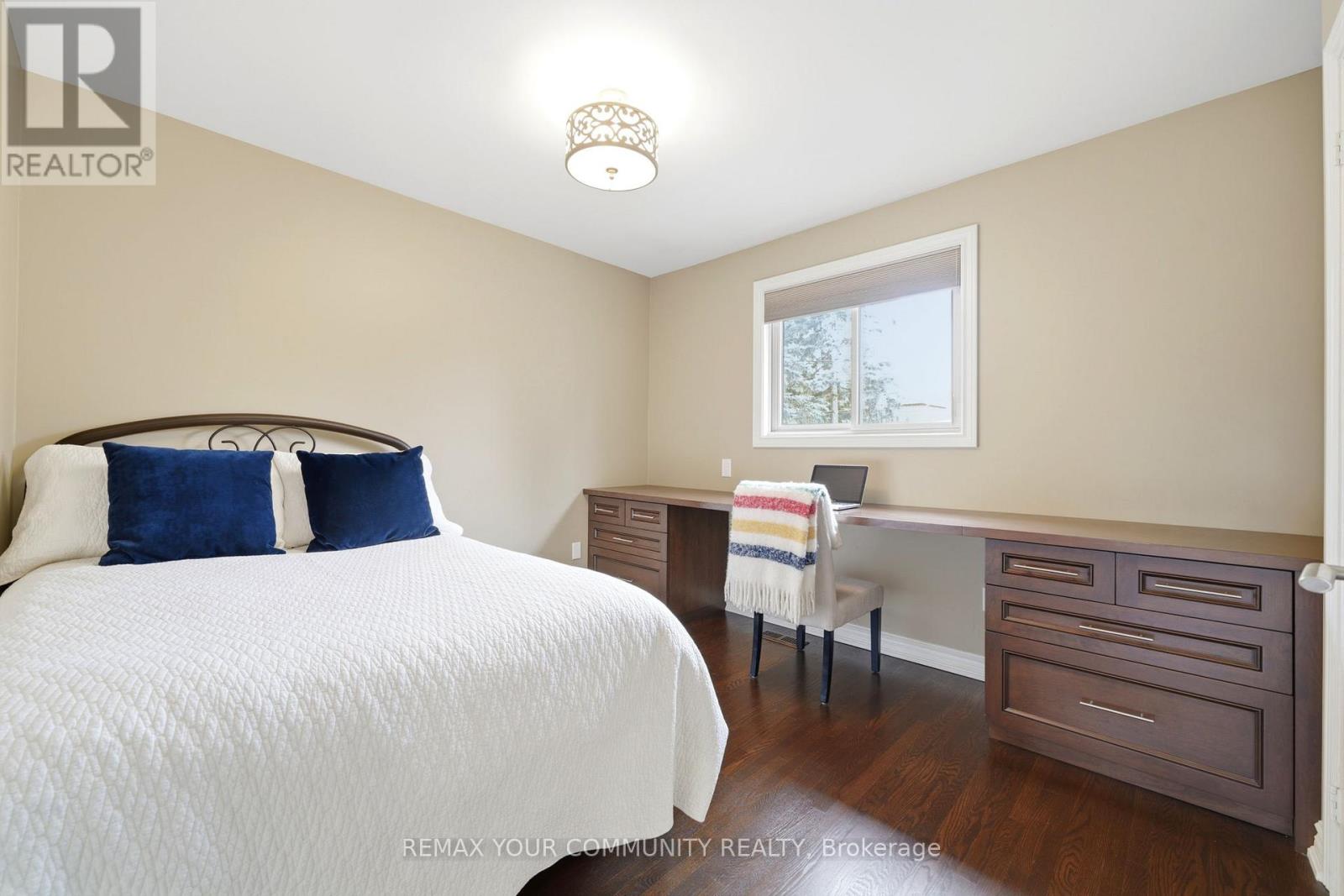 29 Mcgee Crescent, Aurora, Ontario  L4G 6L8 - Photo 29 - N12979684