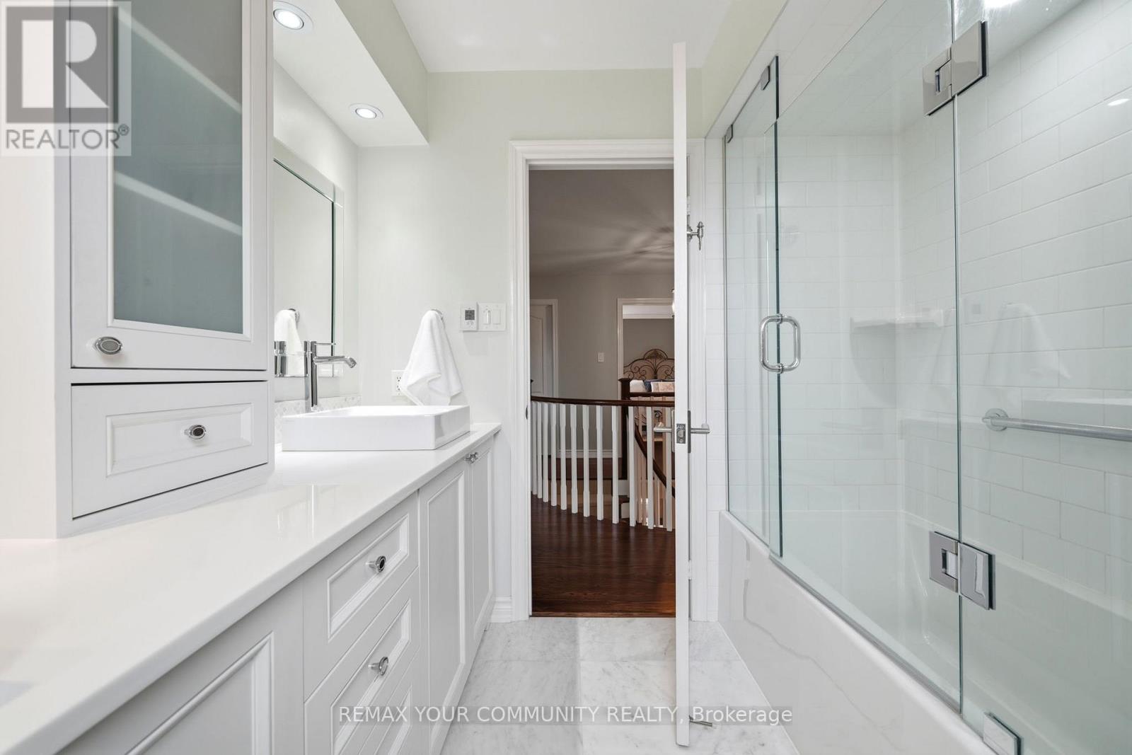 29 Mcgee Crescent, Aurora, Ontario  L4G 6L8 - Photo 33 - N12979684