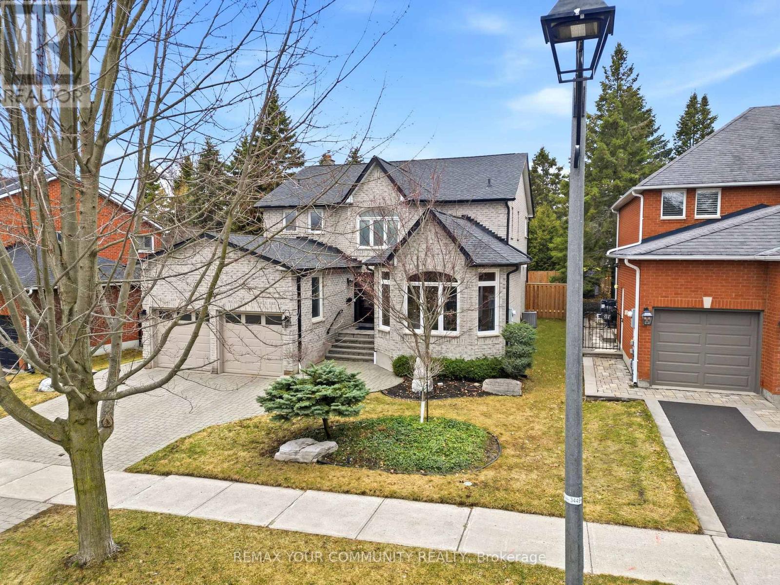 29 Mcgee Crescent, Aurora, Ontario  L4G 6L8 - Photo 43 - N12979684