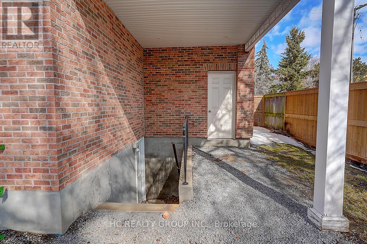 8 Beech Street, Markham (Old Markham Village), Ontario  L3P 2A2 - Photo 47 - N12979722