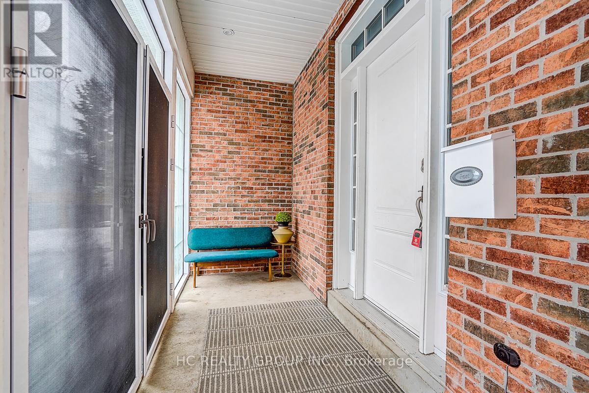 8 Beech Street, Markham (Old Markham Village), Ontario  L3P 2A2 - Photo 5 - N12979722