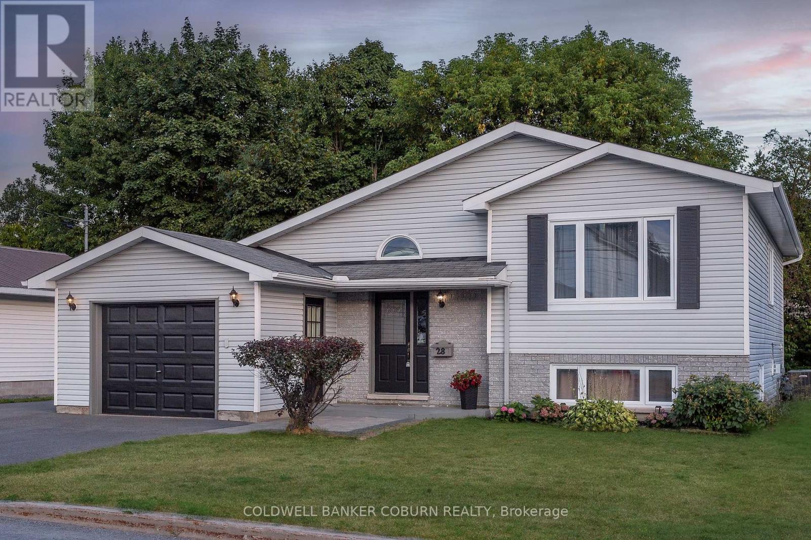 28 Landrigan Street, Arnprior, Ontario  K7S 2S6 - Photo 25 - X12799470