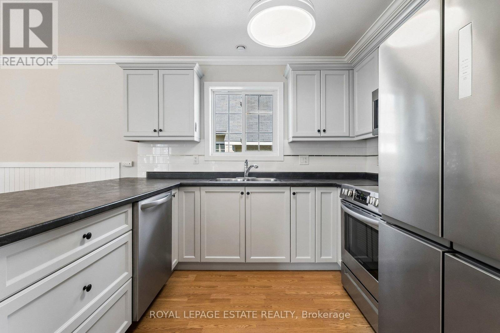 6 Temagami Trail, Wasaga Beach, Ontario  L9Z 1X7 - Photo 10 - S12979704