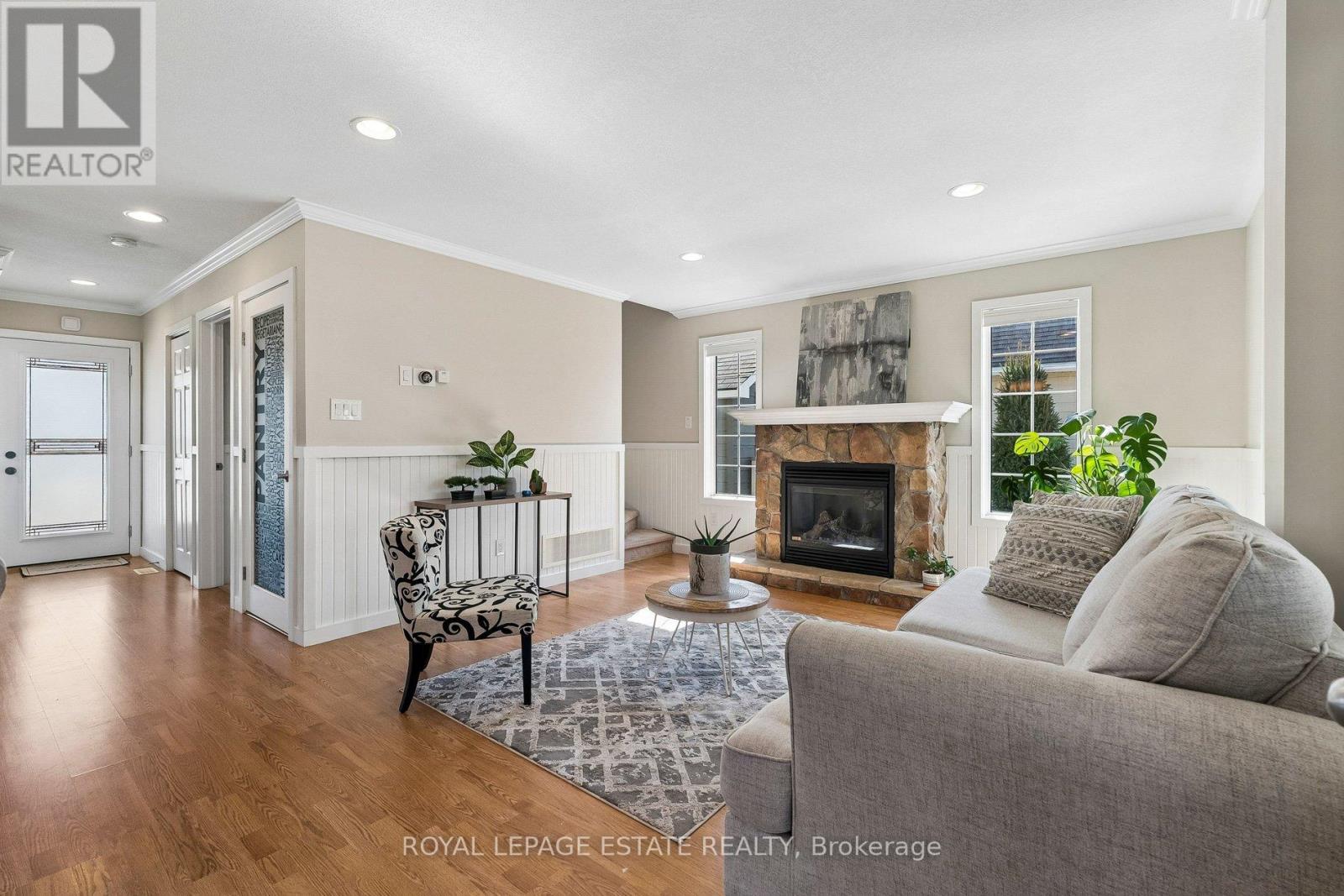 6 Temagami Trail, Wasaga Beach, Ontario  L9Z 1X7 - Photo 4 - S12979704