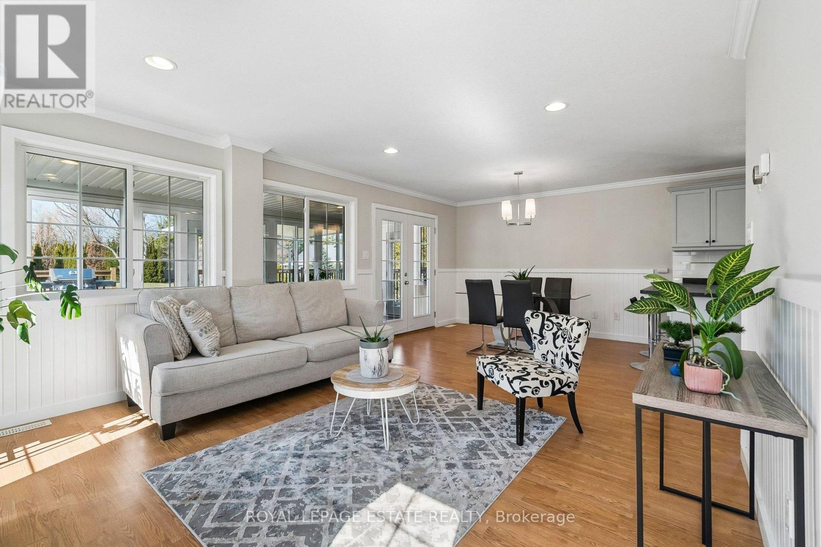 6 Temagami Trail, Wasaga Beach, Ontario  L9Z 1X7 - Photo 6 - S12979704