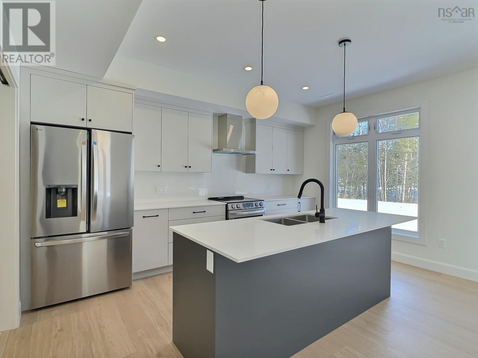 26 Ashford Court, Valley, Nova Scotia  B6L 0E6 - Photo 3 - 202602109