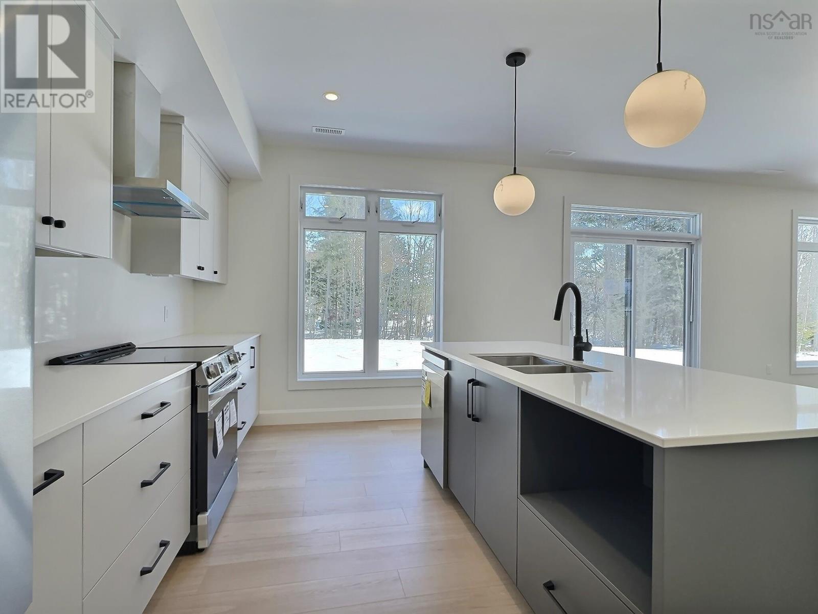 26 Ashford Court, Valley, Nova Scotia  B6L 0E6 - Photo 4 - 202602109