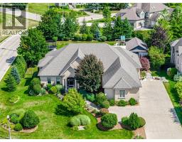 86 CANTERS Close, Kitchener, Ontario