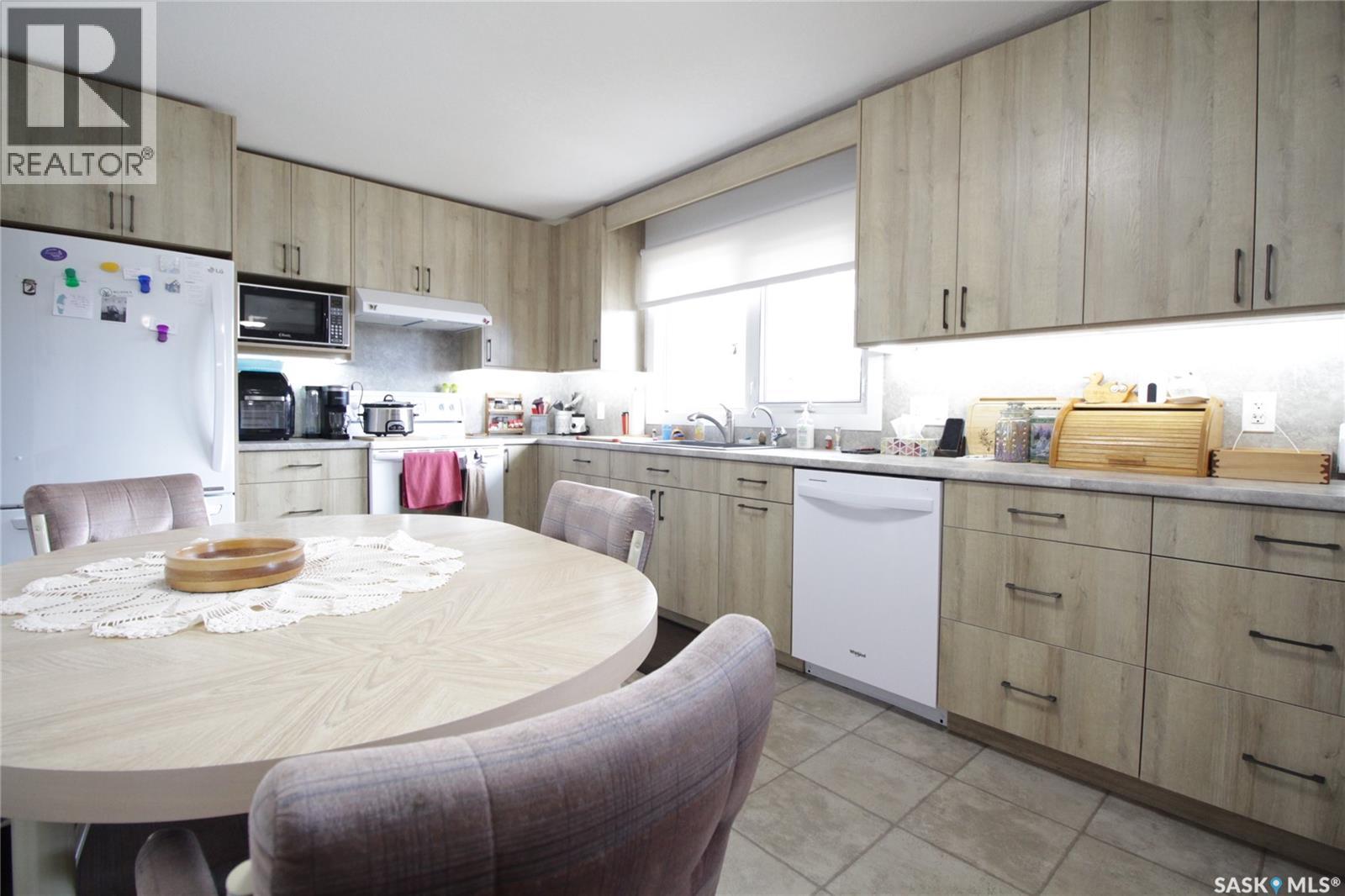 536 Gertie Street, Moosomin, Saskatchewan  S0G 3N0 - Photo 5 - SK032516