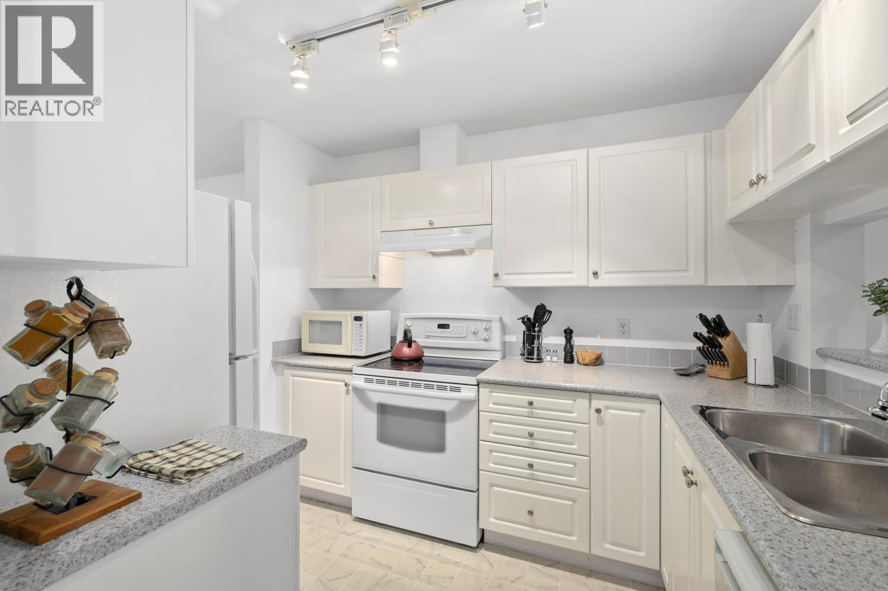 404 102 Begin Street, Coquitlam, British Columbia V3K 4V2 - Photo 6 - R3109329