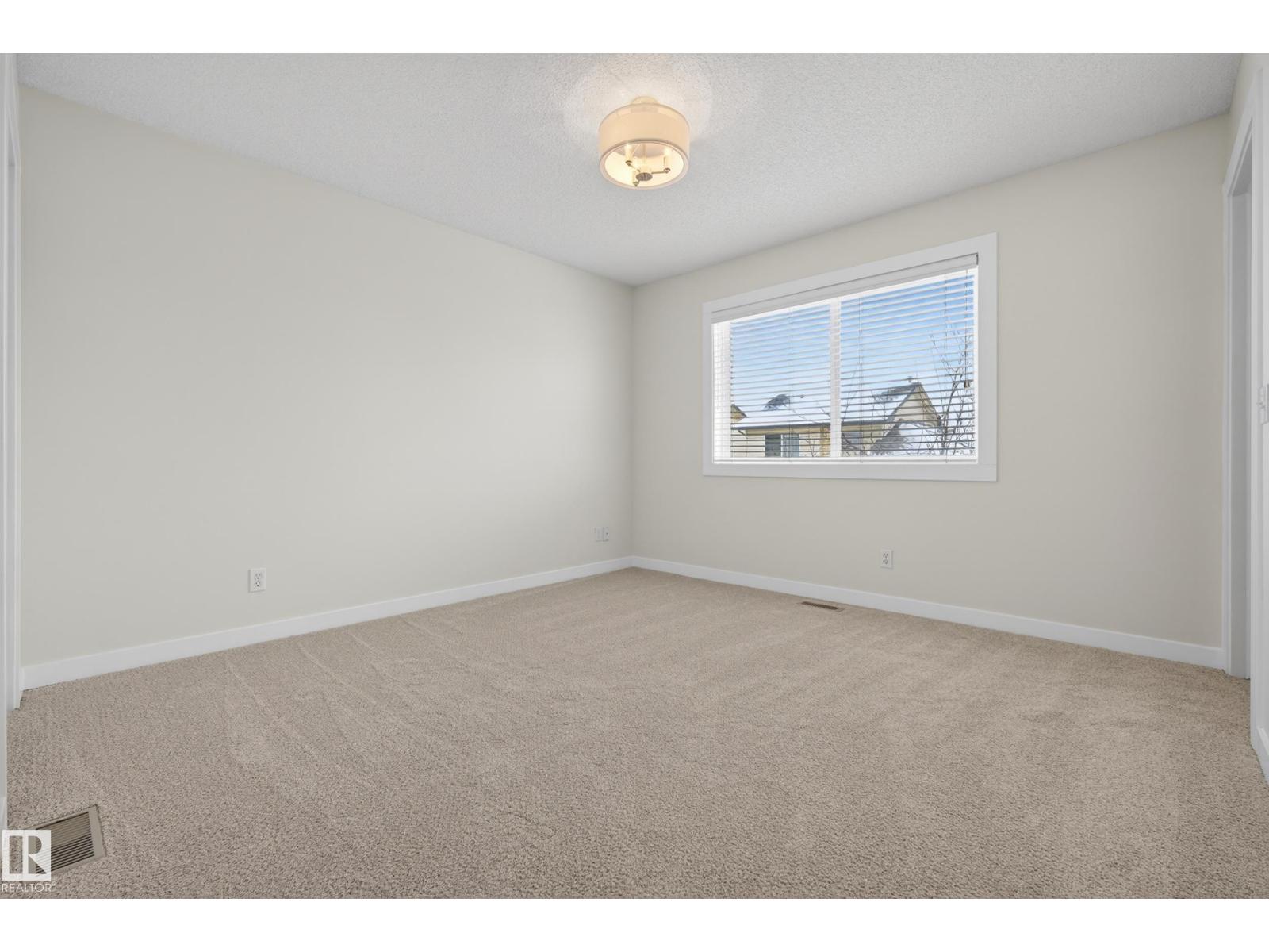 #9 10909 106 St Nw, Edmonton, Alberta  T5H 4M7 - Photo 18 - E4481471