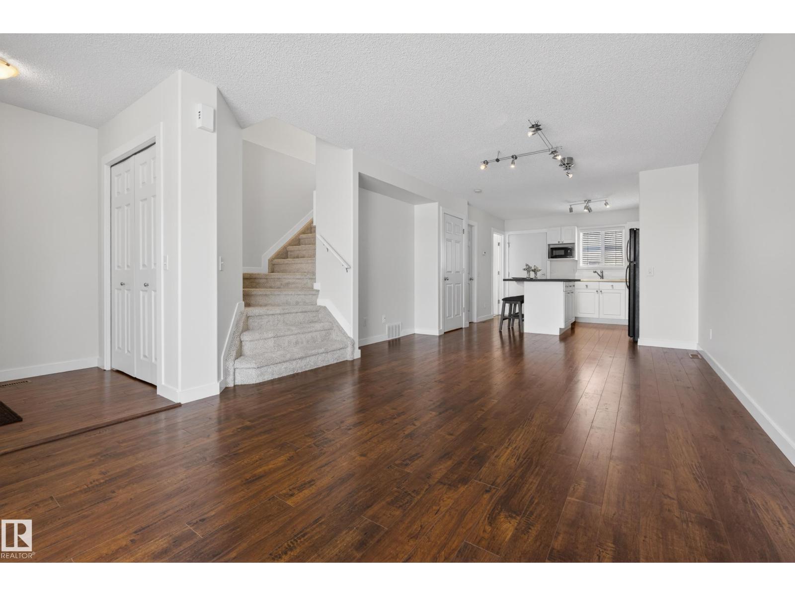 #9 10909 106 St Nw, Edmonton, Alberta  T5H 4M7 - Photo 8 - E4481471