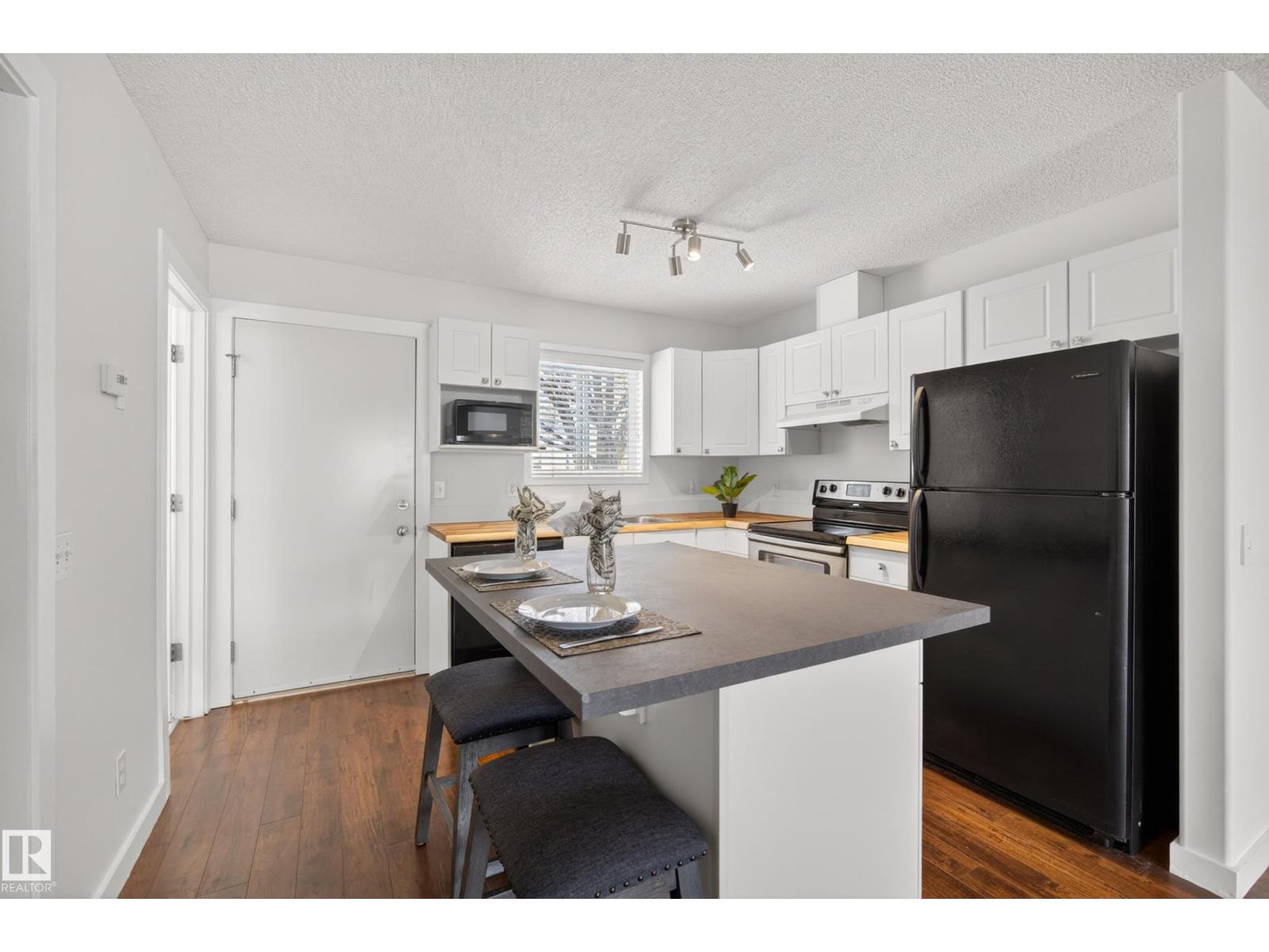 #9 10909 106 St Nw, Edmonton, Alberta  T5H 4M7 - Photo 10 - E4481471