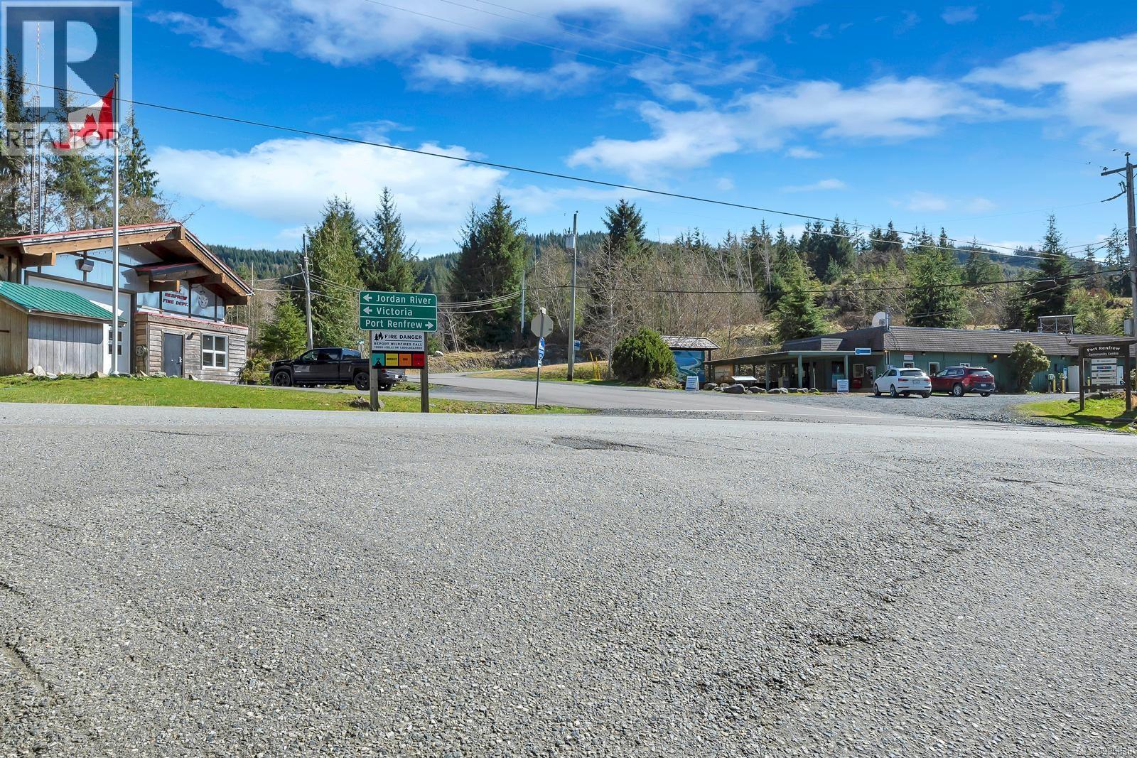 16911 Beachview Dr, Port Renfrew, British Columbia  V0S 1K0 - Photo 27 - 995838