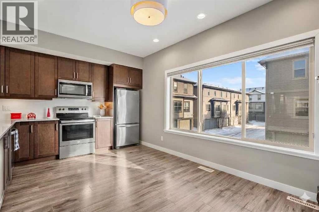 1006, 32 Horseshoe Crescent, Cochrane, Alberta  T4C 2P4 - Photo 7 - A2287330