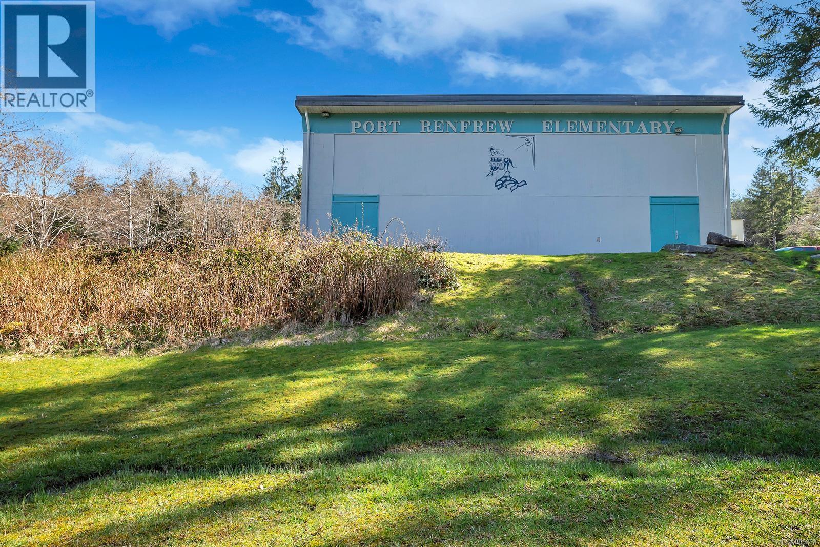 16911 Beachview Dr, Port Renfrew, British Columbia  V0S 1K0 - Photo 22 - 995838