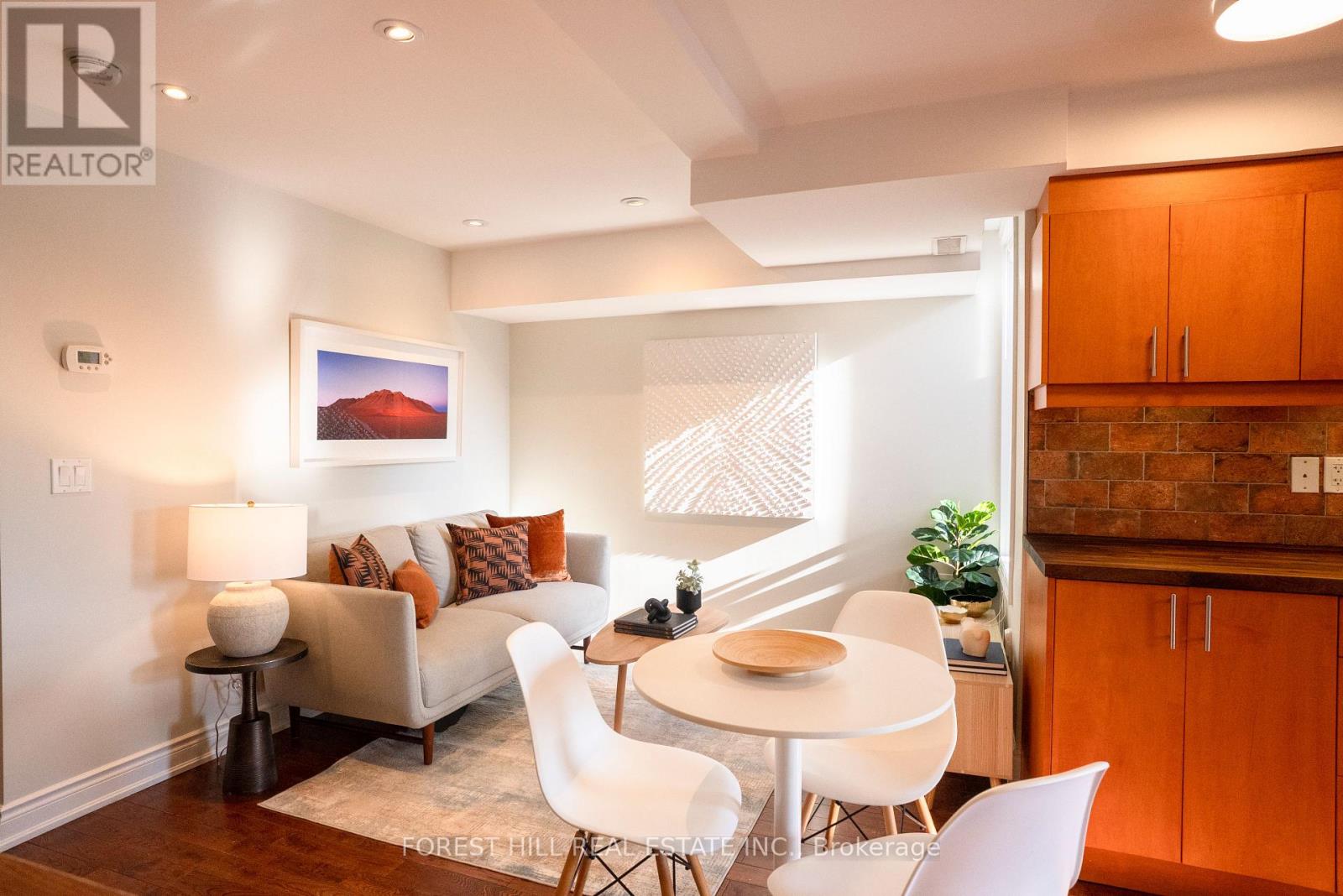 32 Castleton Avenue, Toronto, Ontario  M6N 3Z5 - Photo 22 - W12979668