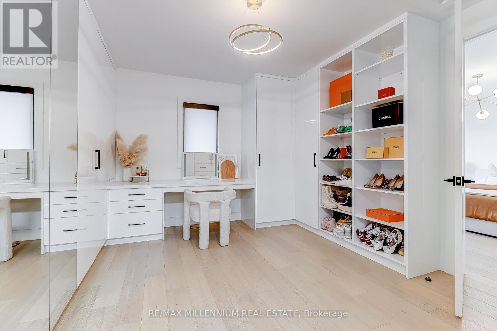 2498 Frankfield Road, Mississauga, Ontario  L5K 2A6 - Photo 15 - W12979780