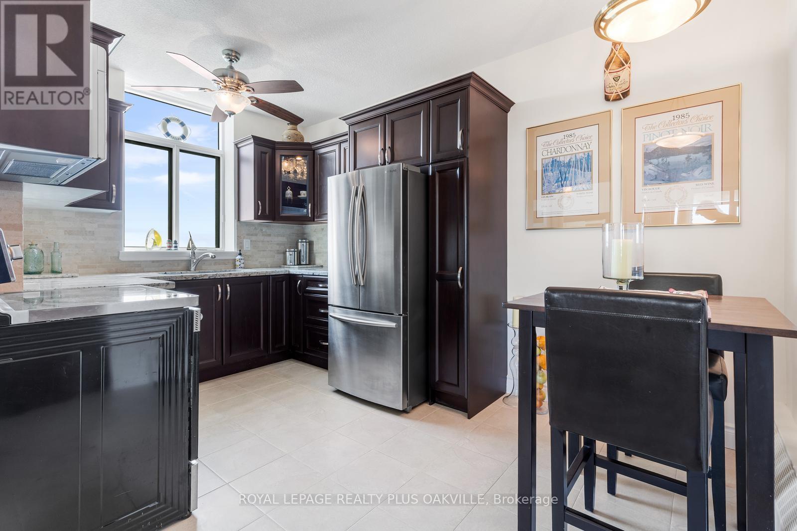 1006 - 5250 Lakeshore Road, Burlington, Ontario  L7L 5L2 - Photo 14 - W12979782