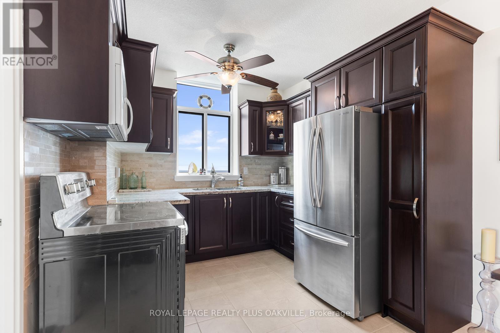 1006 - 5250 Lakeshore Road, Burlington, Ontario  L7L 5L2 - Photo 18 - W12979782