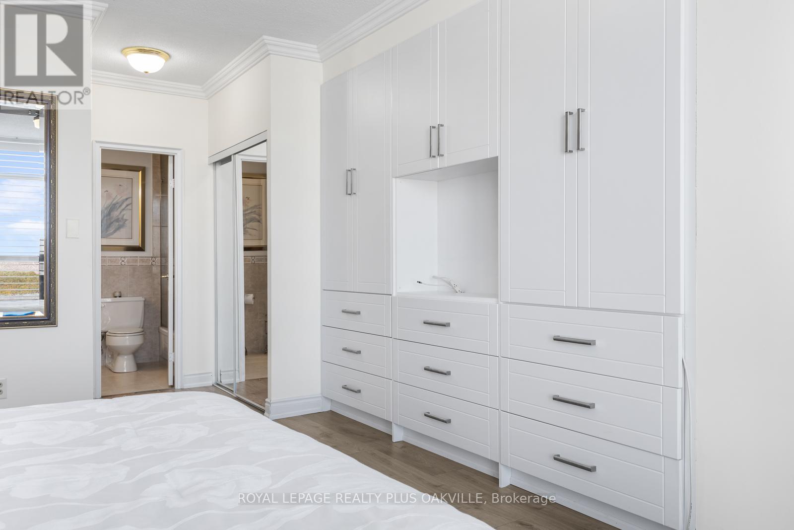 1006 - 5250 Lakeshore Road, Burlington, Ontario  L7L 5L2 - Photo 22 - W12979782