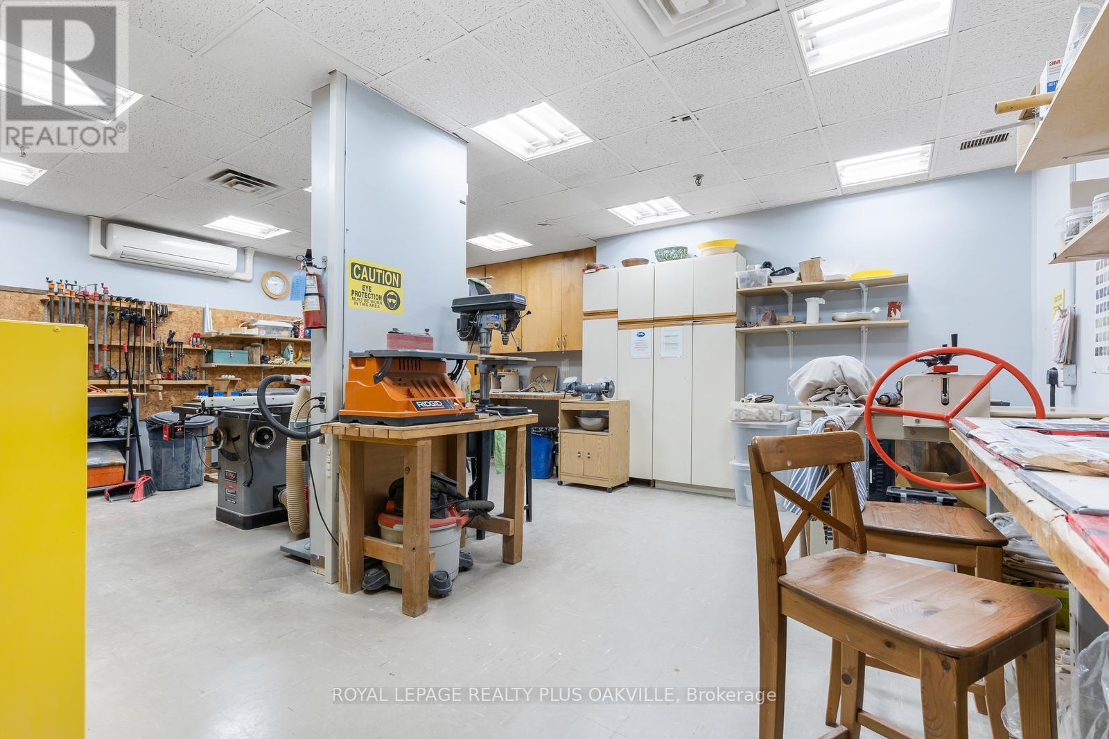 1006 - 5250 Lakeshore Road, Burlington, Ontario  L7L 5L2 - Photo 34 - W12979782