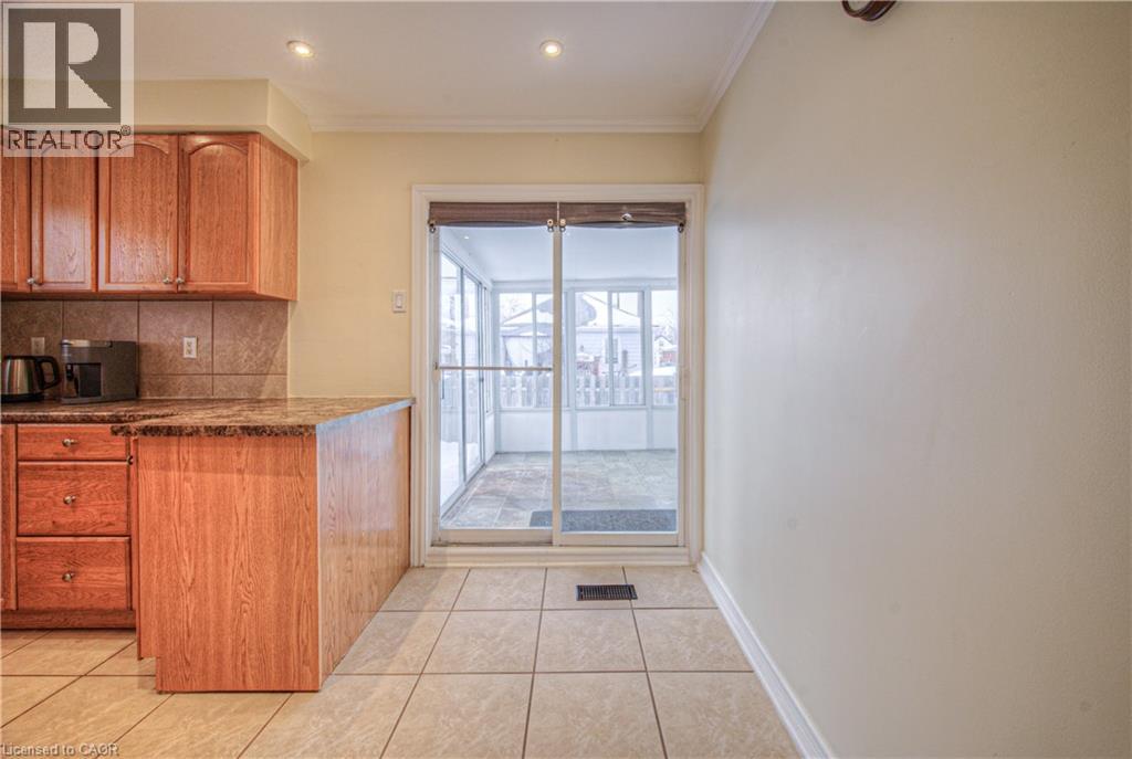 100 Reid Avenue S, Hamilton, Ontario  L8K 3V1 - Photo 15 - 40812935