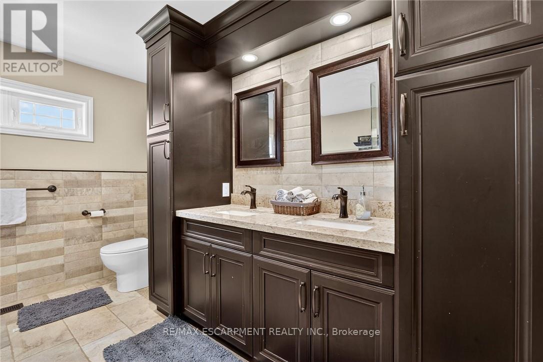 5499 Attema Crescent, West Lincoln, Ontario  L0R 1Y0 - Photo 24 - X12979670