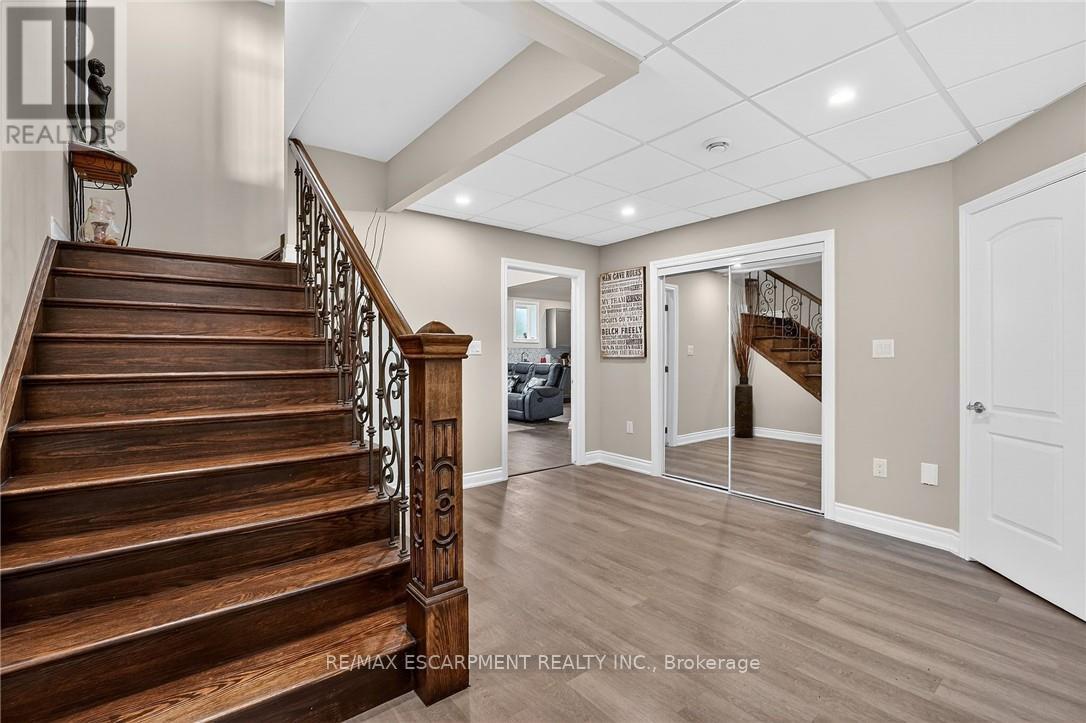 5499 Attema Crescent, West Lincoln, Ontario  L0R 1Y0 - Photo 29 - X12979670