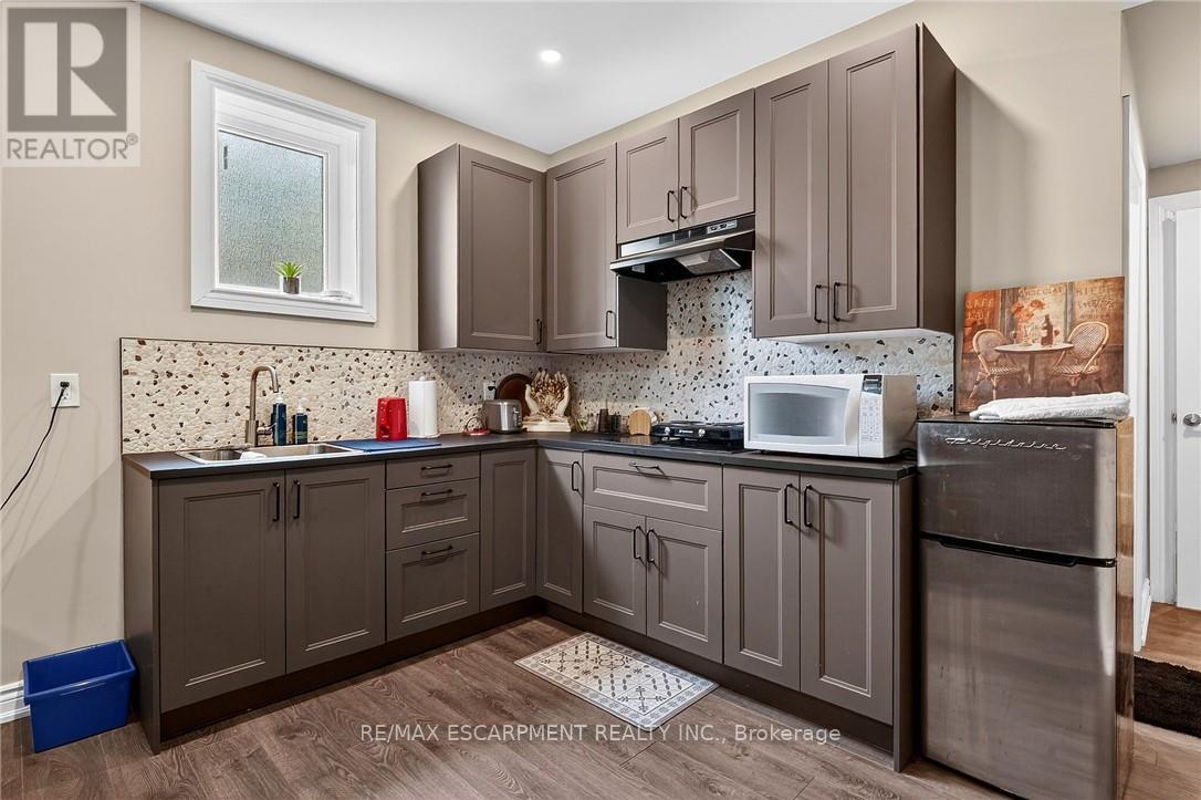 5499 Attema Crescent, West Lincoln, Ontario  L0R 1Y0 - Photo 32 - X12979670