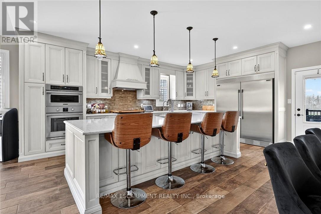 5499 Attema Crescent, West Lincoln, Ontario  L0R 1Y0 - Photo 9 - X12979670