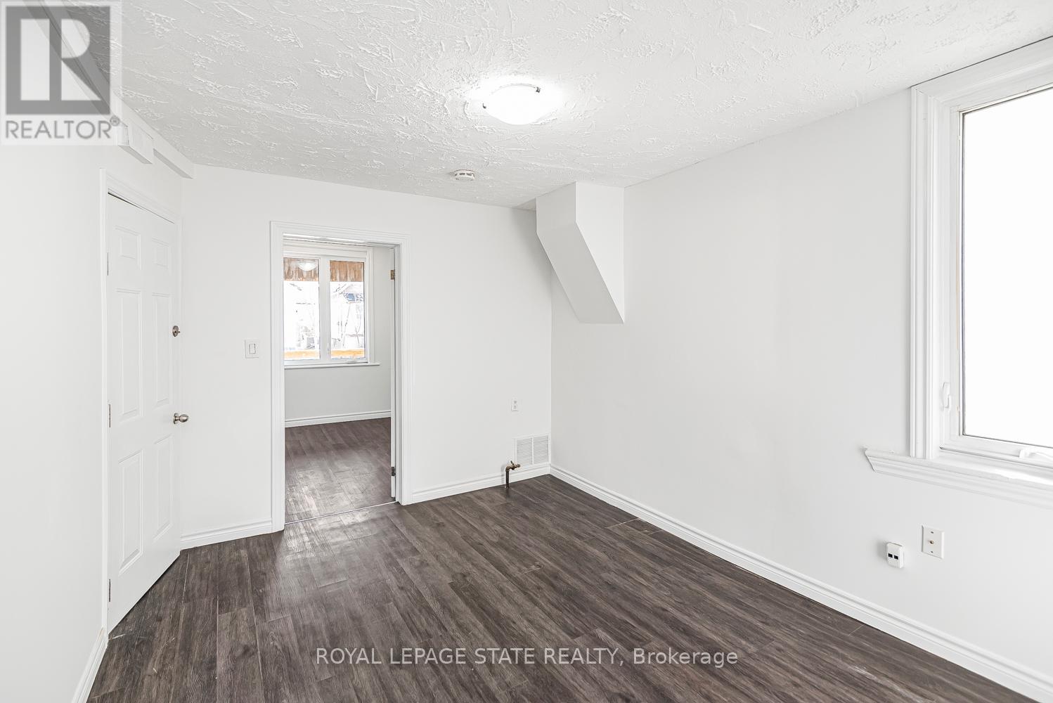 115 Robins Avenue, Hamilton, Ontario  L8H 4N5 - Photo 8 - X12979744